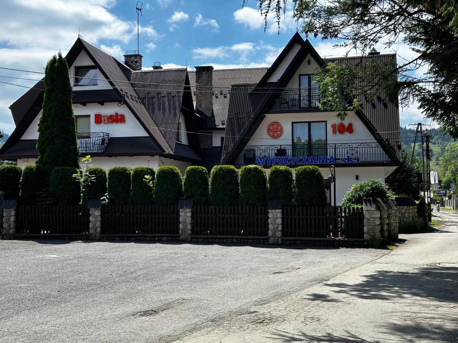 Dw Basia Pokoje I Apartament Bialka Tatrzanska Exteriör bild